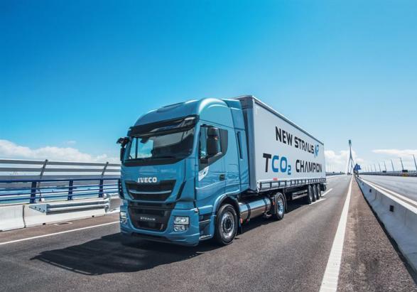 Nuovo Iveco Stralis NP a metano