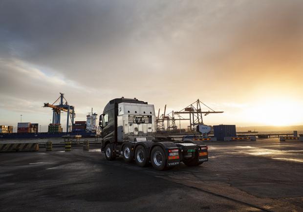 Volvo FH16 750 camion più potente del mondo 2